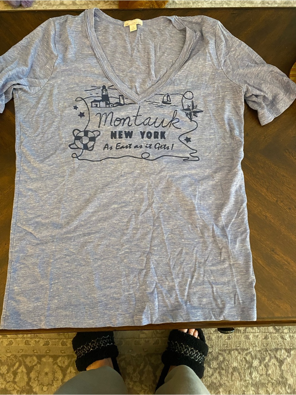 Vintage Gap Montauk New York Graphic V-Neck Tee - Heather Blue